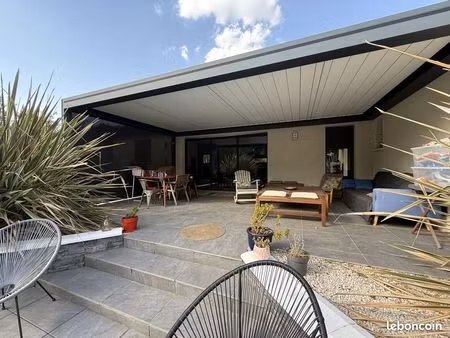 maison 6 pièces 158 m²