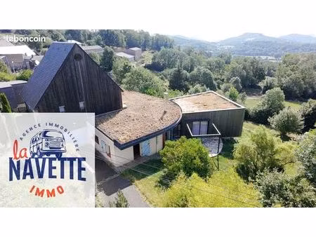 maison 8 pièces 260 m²