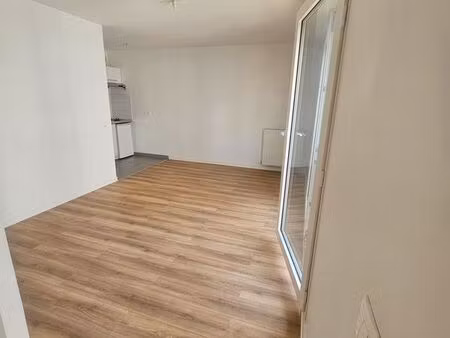 studio avec alcôve à louer