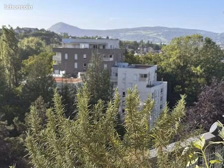 appartement 3 pièces 83 m²