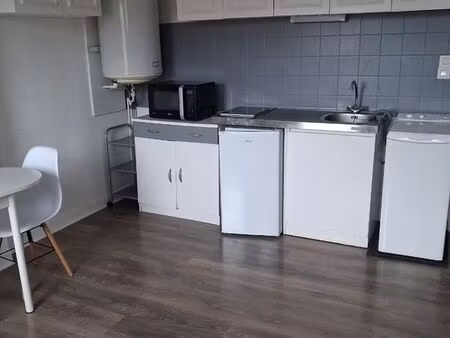 t1 avec parking privé
