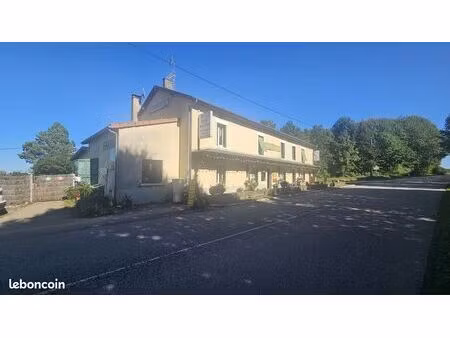 restaurant 345 m² champsac