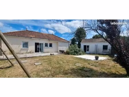 maison 2 chambres à vendre à froidfond 85300 68 m² sur 518 m² de terrain