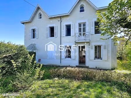 maison 7 pièces 192 m²