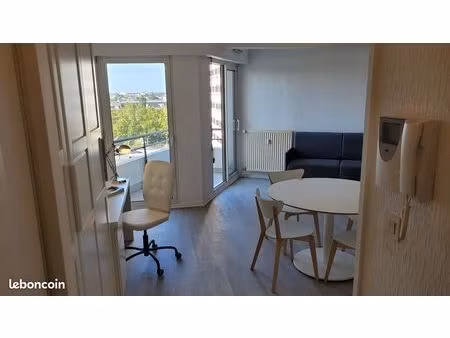 angers agréable t1 bis  35m2  meublé  proche centre-ville