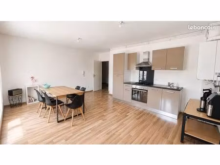 appartement 3 pièces 65 m²