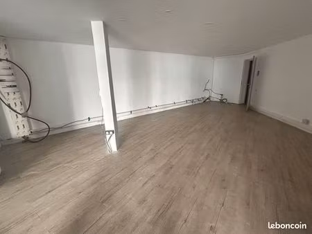 local commercial à louer
