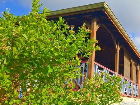 maison vue mer pour vivre  investir ou les deux