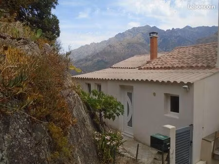 maison à moncale  pas loin de calvi