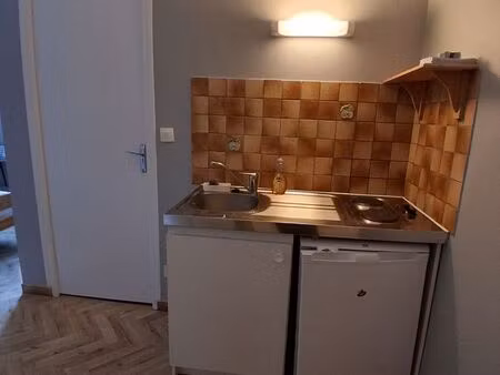 studio meuble