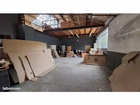 entrepôt de stockage