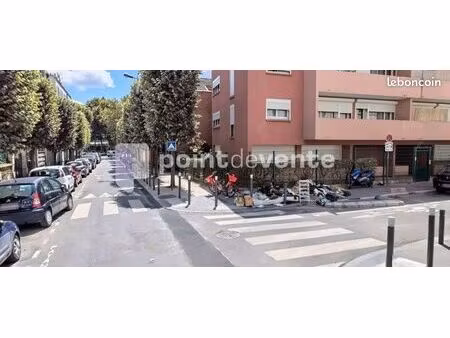 local commercial 63 m²