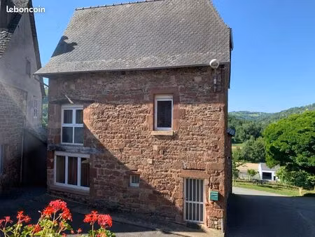 location maison de village saint cyprien sur dourdou
