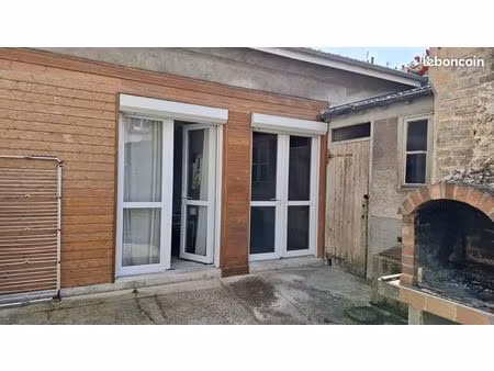 maisonnette t2 en duplex coin terrasse