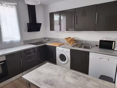 quartier perrin f1 meublé++ chauffage et eau compris parking