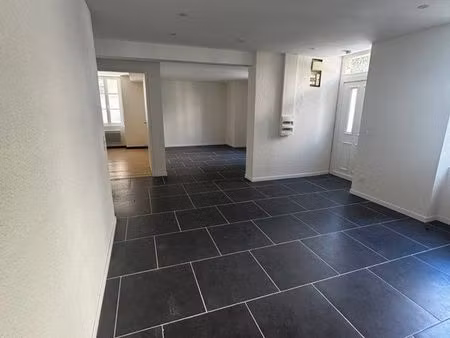 appartement pmr – hyper centre de lons-le-saunier