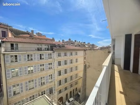 appartement 3 pièces 64 m²