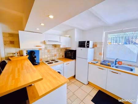 studio meublé 20 m² à proximité de l’école d’infirmier  chalucet