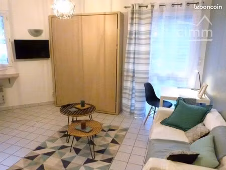 studio 1 pièce 29 m²