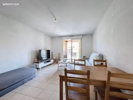 appartement 3 pièces 60 m²