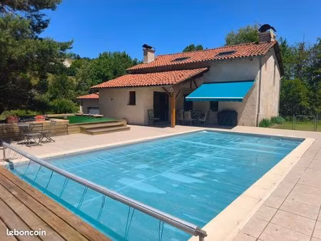 maison 4 pièces 132 m²