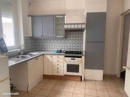 belle maison 2 chambres  quartier moulin proche jb lebas