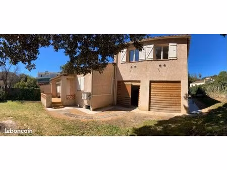 villa t4  garage  dépendance  terrain plat  piscinable  secteur mezzavia (ajaccio)