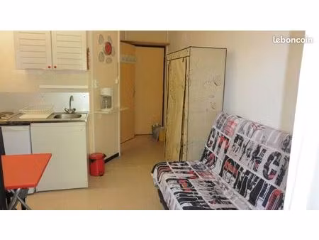 studio 1 pièce 14 m²