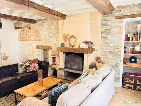 triplex de caractère – 160 m² / 180 m² au sol – esprit maison de famille – 5 min du centre