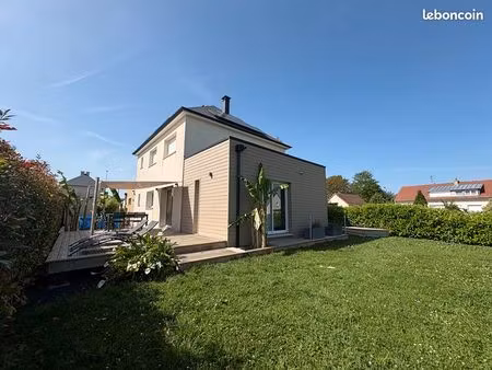 maison 7 pièces 128 m²