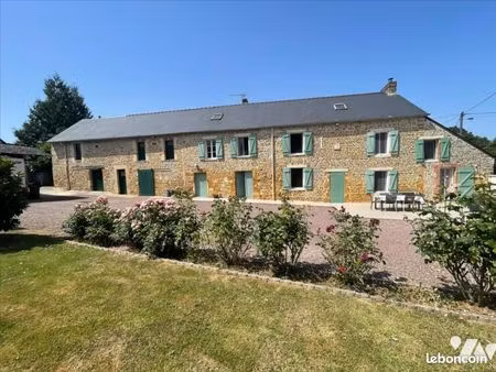 maison 8 pièces 160 m²