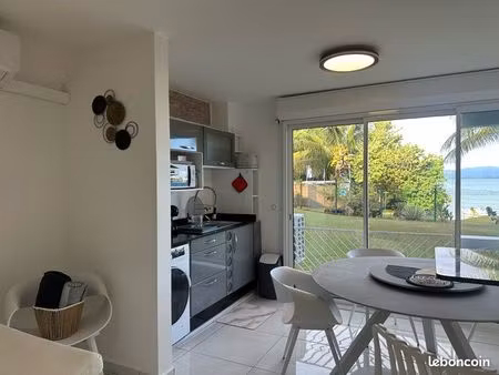 studio vue mer et accès plage