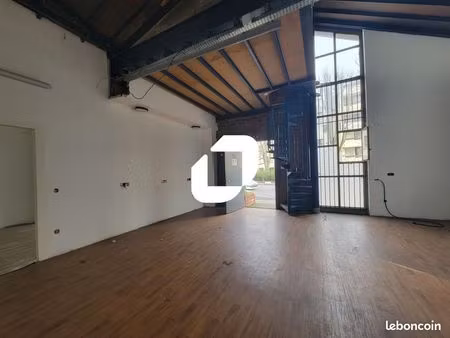 bureaux 140 m²