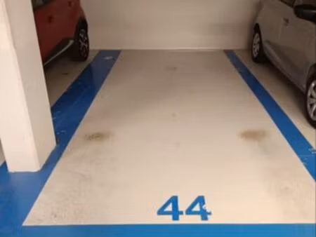 place de parking couvert
