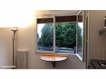 studio loué 12 m2- centre ville chatenay malabry- idéal investisseur