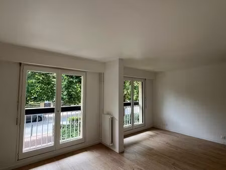 grand studio rueil-malmaison