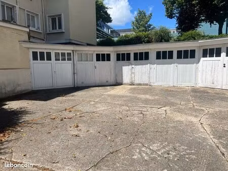 box gare de clamart