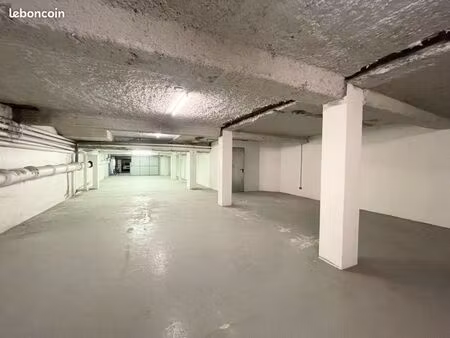 grande réserve située à puteaux