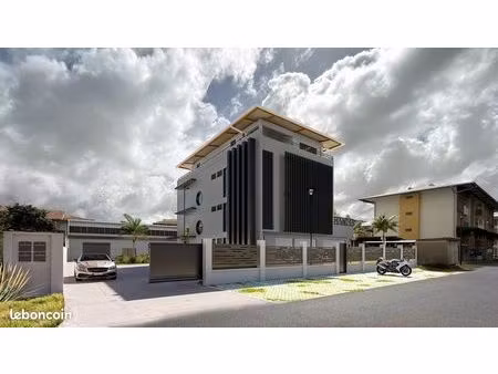 bureaux de 76 m² avec terrasse - cayenne