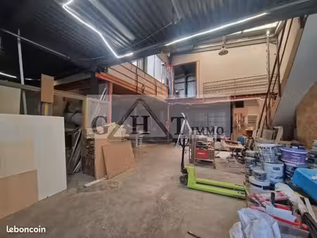 local bureaux 350 m²