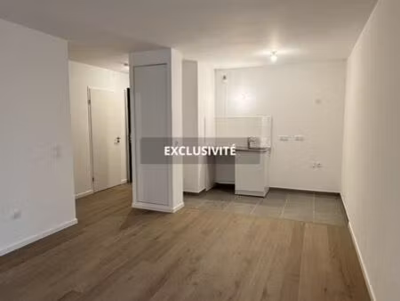 a vendre t2 neuf plessis robinson