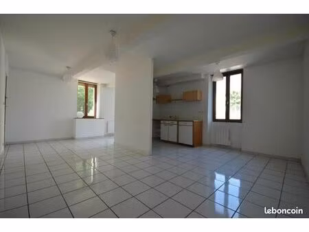 appartement 4 pièces 80 m²