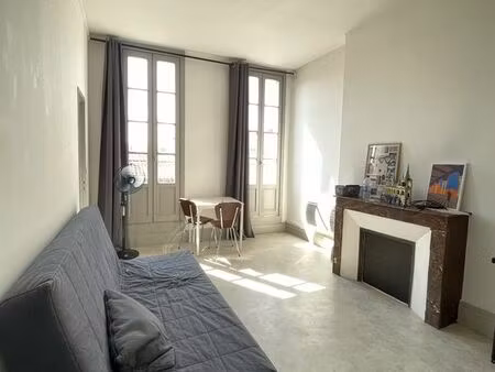 studio 1 pièce 25 m²