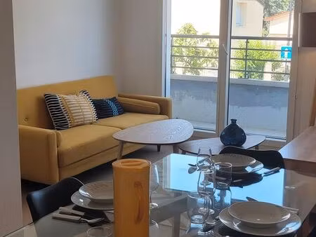 appartement 2 pièces en face du parc du plateau
