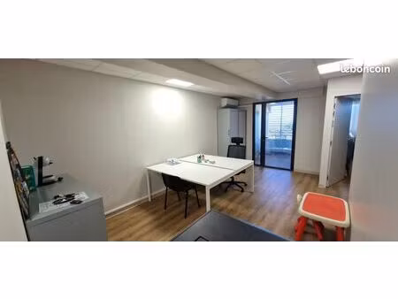 ⭐ location local médical/paramédical - l’éperon (saint-paul 974) - 40m² - pmr - 2 parkings