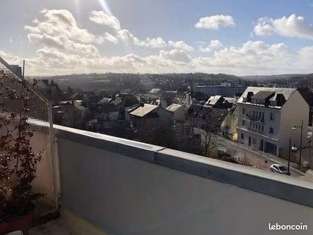 2 pièces meublé avec terrasse et vue