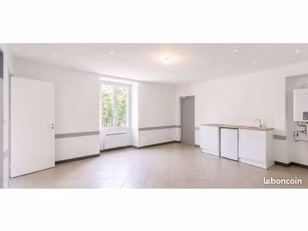 studio entièrement rénové à louer – mouilleron-saint-germain