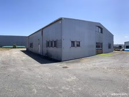 local commercial 530 m²