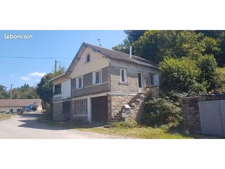 maison 80 m2 avec terrain de 3700 m2
