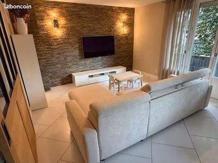 coup de cœur poincaré/montmuzard – t4 de 69 m² rénové avec goût  2 chambres